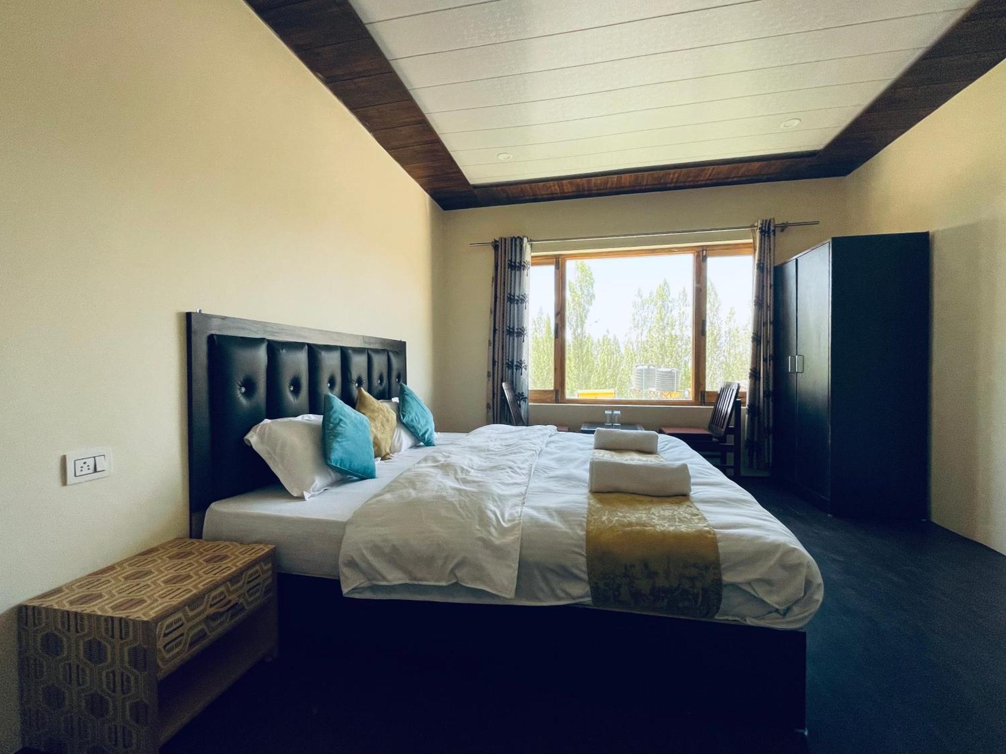 Zlatan Guest House Лех Экстерьер фото